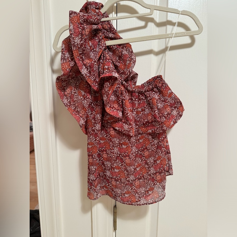 MISA one shoulder floral top